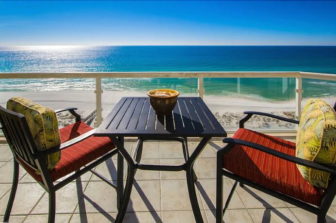 Imagen general del Hotel Emerald Isle. Foto 1