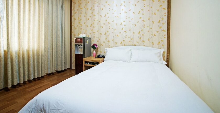 Imagen general del Hotel Emerald, Jeju. Foto 10