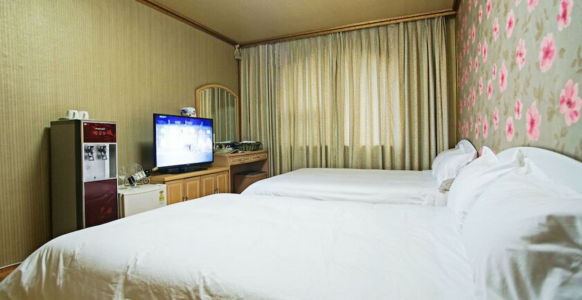 Imagen de la habitación del Hotel Emerald, Jeju. Foto 18