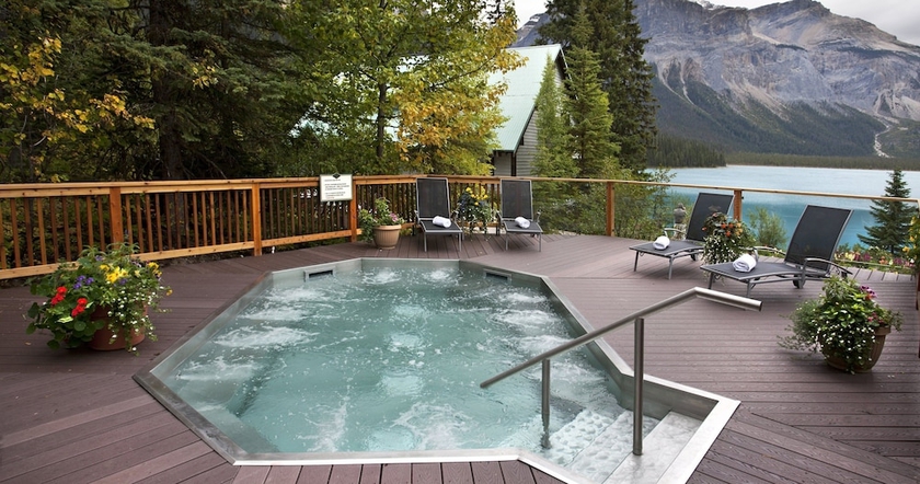 Imagen general del Hotel Emerald Lake Lodge. Foto 1