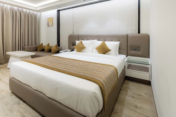 Imagen de la habitación del Hotel Emerald Luxe A Boutique. Foto 5