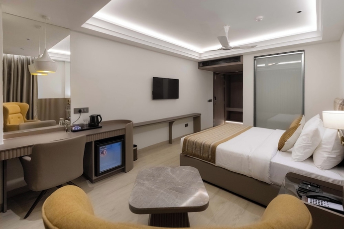 Imagen de la habitación del Hotel Emerald Luxe A Boutique. Foto 7