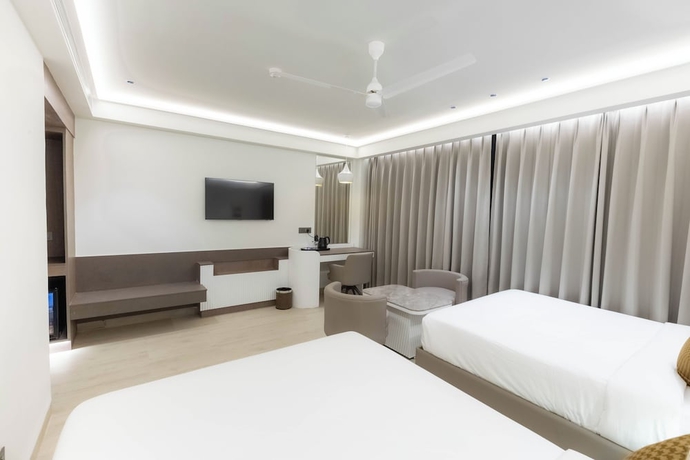 Imagen de la habitación del Hotel Emerald Luxe A Boutique. Foto 14