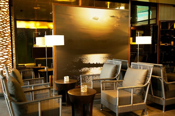 Imagen general del Hotel Emerald Palace, Naipyid&oacute;. Foto 6