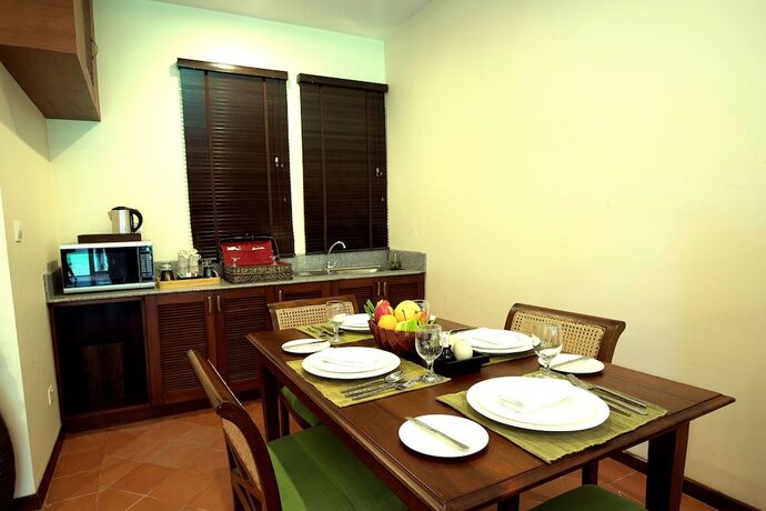 Imagen de la habitación del Hotel Emerald Palace, Naipyid&oacute;. Foto 18