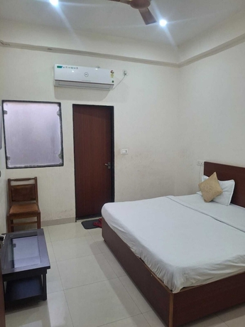 Imagen de la habitación del Hotel Emerald Palace, Varanasi. Foto 5