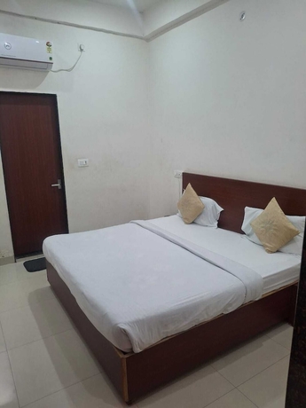 Imagen de la habitación del Hotel Emerald Palace, Varanasi. Foto 9