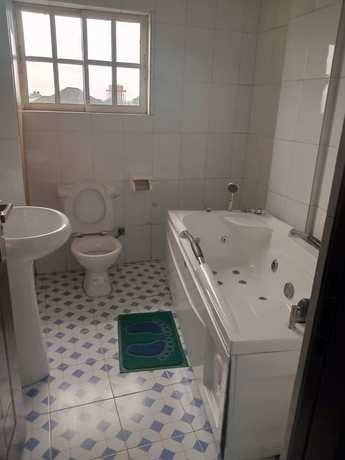 Imagen de la habitación del Hotel Emerald, Port Harcourt. Foto 8