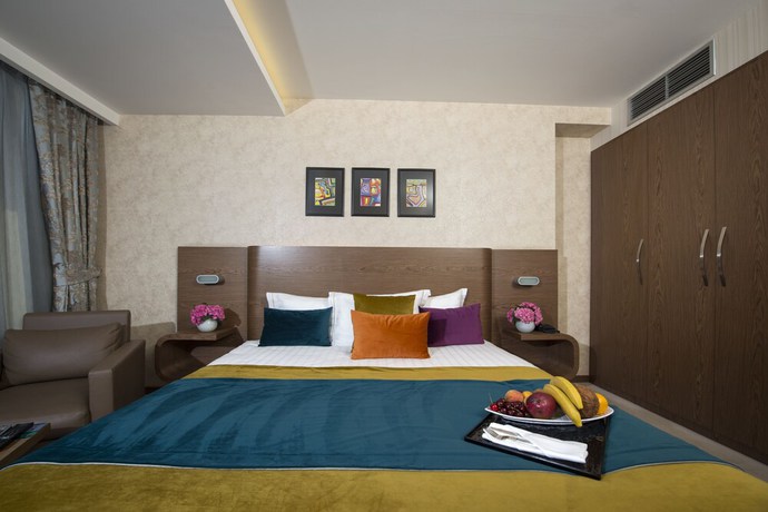 Imagen de la habitación del Hotel Emerald Pristina. Foto 10