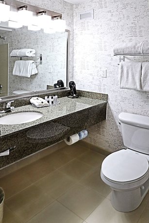 Imagen de la habitación del Hotel Emerald Queen And Casino. Foto 2