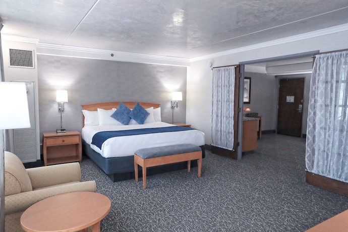 Imagen de la habitación del Hotel Emerald Queen And Casino. Foto 6