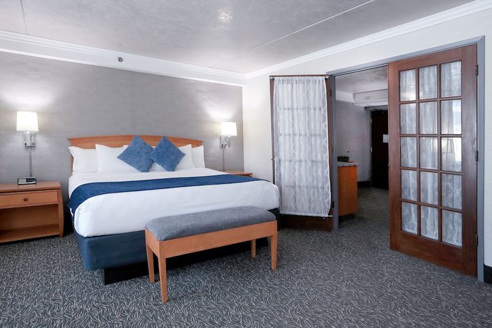 Imagen de la habitación del Hotel Emerald Queen And Casino. Foto 7