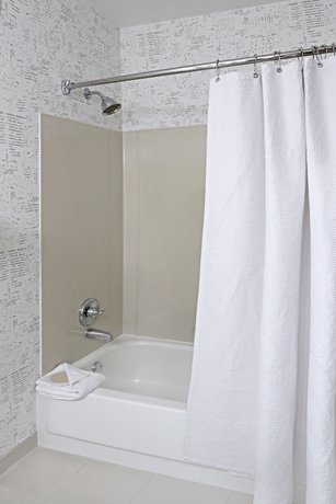 Imagen de la habitación del Hotel Emerald Queen And Casino. Foto 15