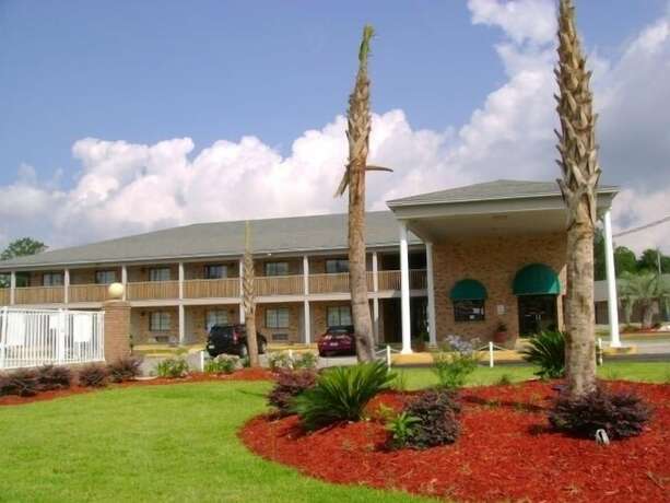 Imagen general del Hotel Emerald Sands Inn. Foto 1