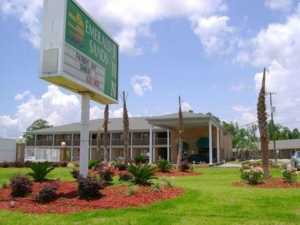 Imagen general del Hotel Emerald Sands Inn. Foto 3