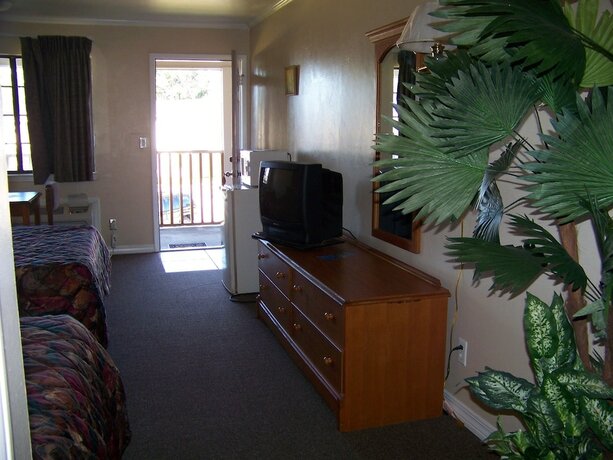 Imagen de la habitación del Hotel Emerald Sands Inn. Foto 14