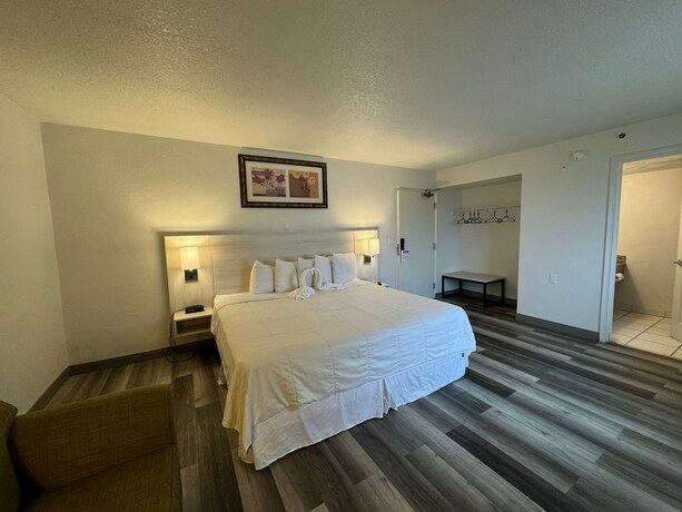 Imagen general del Hotel Emerald Shores Resort. Foto 6