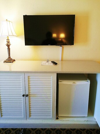 Imagen de la habitación del Hotel Emerald Shores Resort. Foto 13