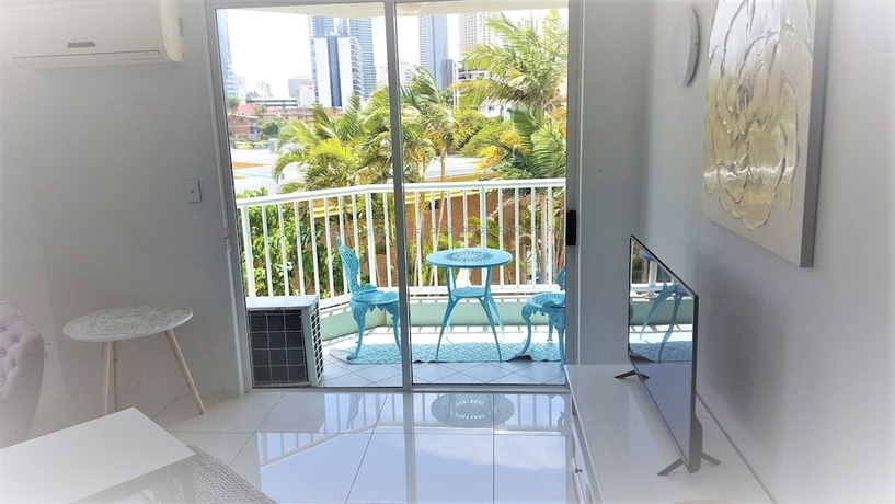 Imagen de la habitación del Hotel Emerald Surfers. Foto 15