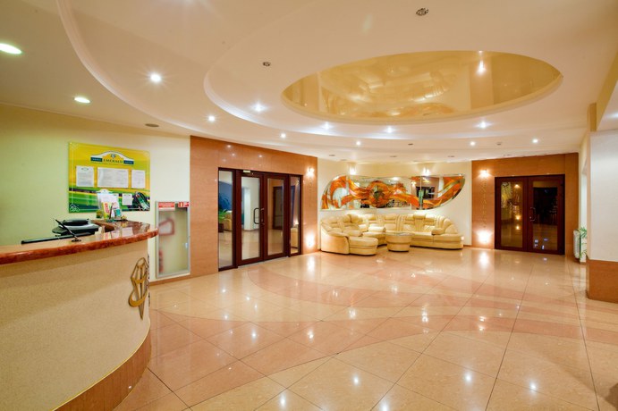 Imagen de los interiores del Hotel Emerald, Togliatti. Foto 20