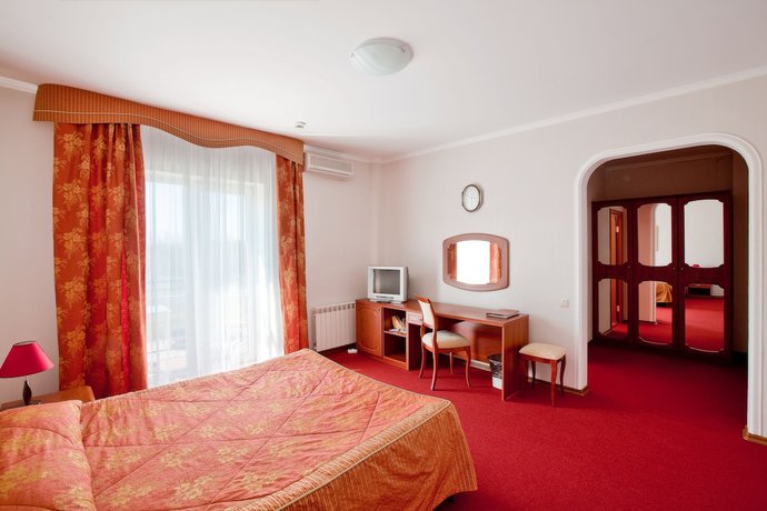 Imagen de la habitación del Hotel Emerald, Togliatti. Foto 13