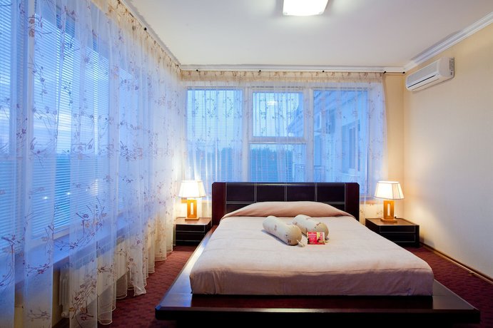 Imagen de la habitación del Hotel Emerald, Togliatti. Foto 16