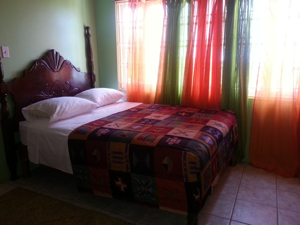 Imagen de la habitación del Hotel Emerald View Resort Villa. Foto 7