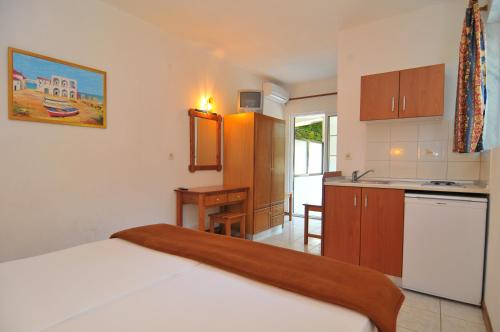 Imagen general del Hotel Emerald and Suites. Foto 3
