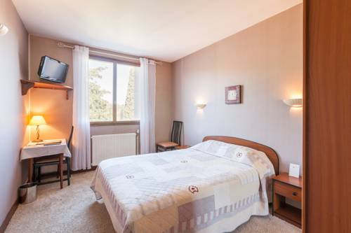 Imagen de la habitación del Hotel Emeraude, Confolens. Foto 11