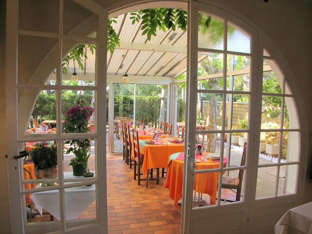 Imagen general del Hotel Emeraude Des Bois. Foto 7