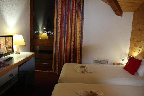 Imagen de la habitación del Hotel Emeraude, Peisey Vallandry. Foto 6