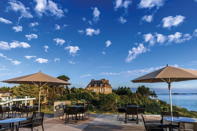 Imagen de los exteriores del Hotel Emeria Dinard Thalasso and Spa. Foto 10