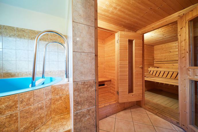 Imagen de los interiores del Hotel Emerich. Foto 16