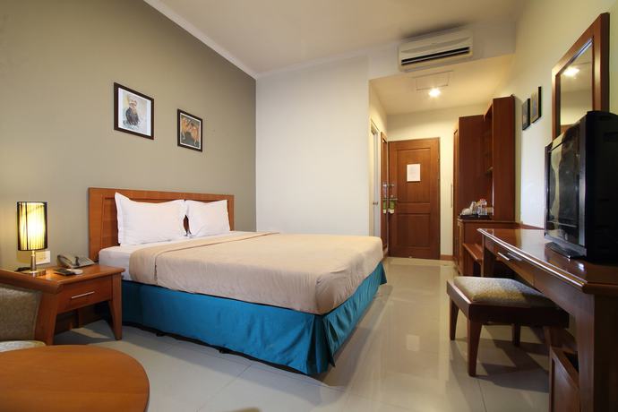 Imagen de la habitación del Hotel Emersia Malioboro. Foto 9