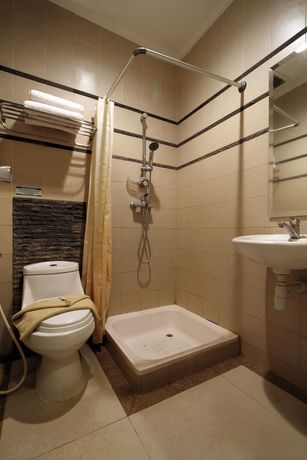 Imagen de la habitación del Hotel Emersia Malioboro. Foto 11