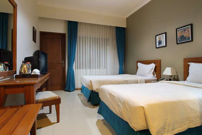 Imagen de la habitación del Hotel Emersia Malioboro. Foto 14