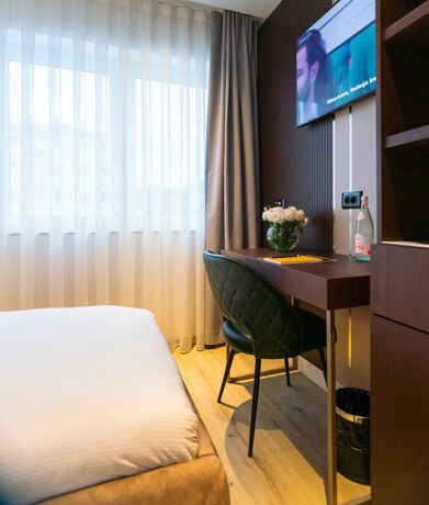 Imagen general del Hotel Emery. Foto 2