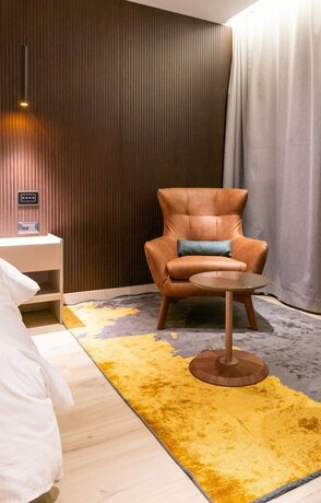 Imagen de la habitación del Hotel Emery. Foto 20