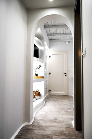 Imagen de la habitación del Hotel Emery Hotel. Foto 17