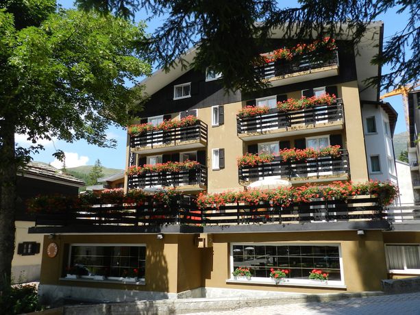 Imagen general del Hotel Emet. Foto 2