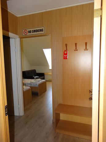 Imagen de la habitación del Hotel Emigrant Mini. Foto 7