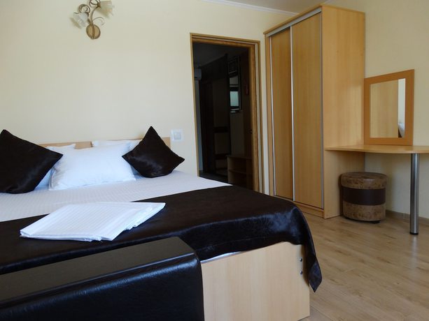 Imagen de la habitación del Hotel Emigrant Mini. Foto 20