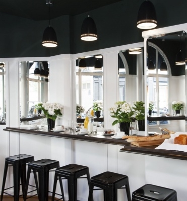 Imagen del bar/restaurante del Hotel Emile. Foto 3