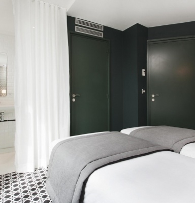 Imagen de la habitación del Hotel Emile. Foto 12