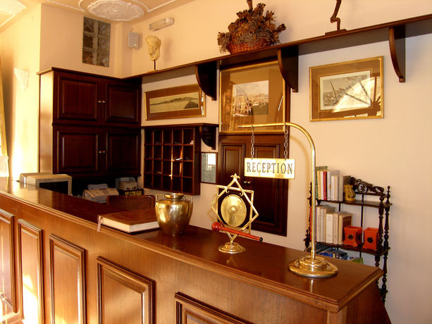 Imagen de la habitación del Hotel Emilia Luxury Apartments. Foto 8