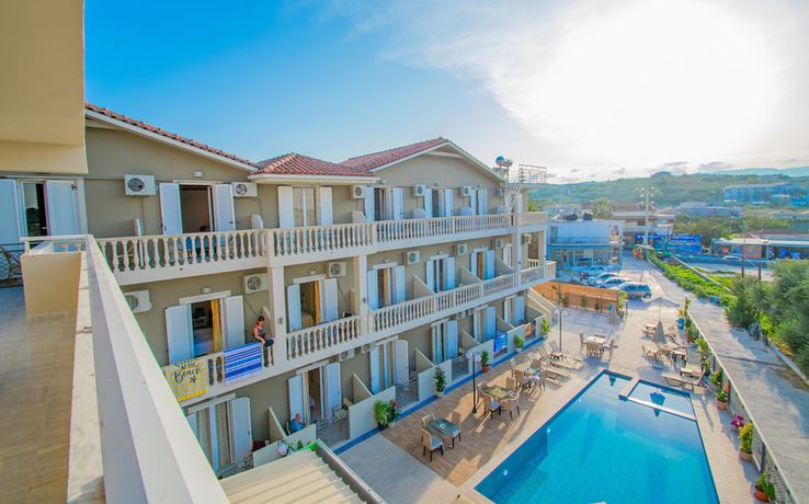 Imagen de la piscina del Hotel Emilia, Planos. Foto 19