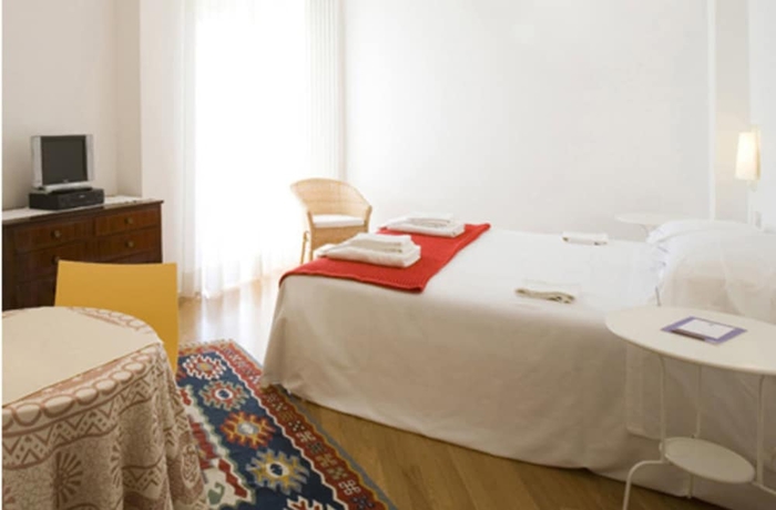 Imagen de la habitación del Hotel Emilia, Portonovo. Foto 11