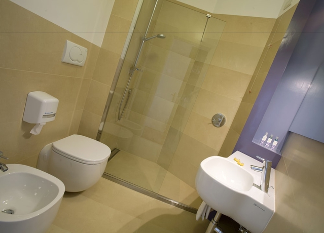 Imagen de la habitación del Hotel Emilia, Portonovo. Foto 15