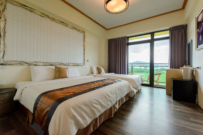 Imagen general del Hotel Emilia Villa. Foto 5