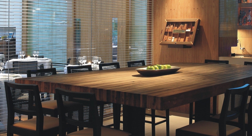 Imagen del bar/restaurante del Hotel Emiliano. Foto 4